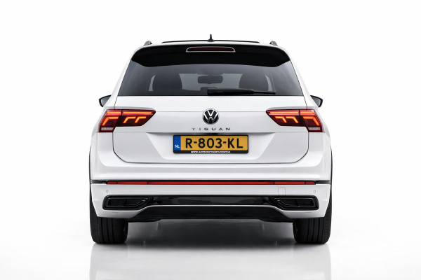 Volkswagen Tiguan 1.5 TSI R-Line | BLACK STYLE | PANORAMADAK | NAP | CAMERA | IQ LIGHT