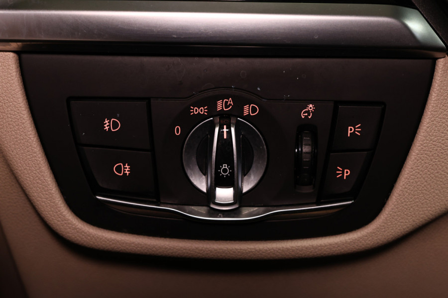 BMW X3 xDrive20d AUT Executive PANO LEDER NAV FULL-LED PDC "18