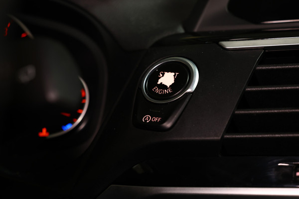 BMW X3 xDrive20d AUT Executive PANO LEDER NAV FULL-LED PDC "18