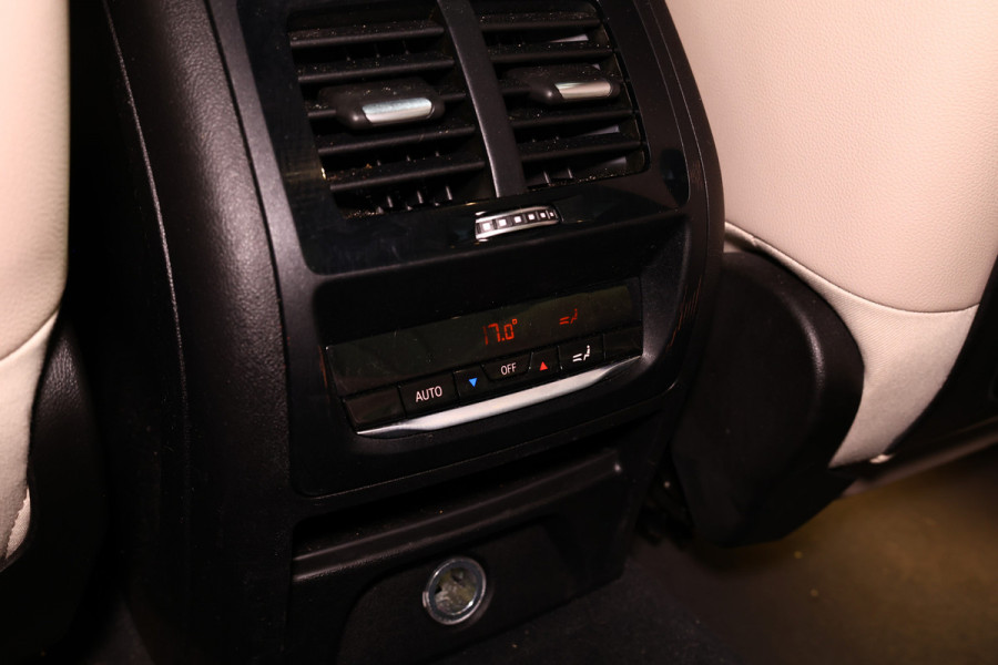 BMW X3 xDrive20d AUT Executive PANO LEDER NAV FULL-LED PDC "18