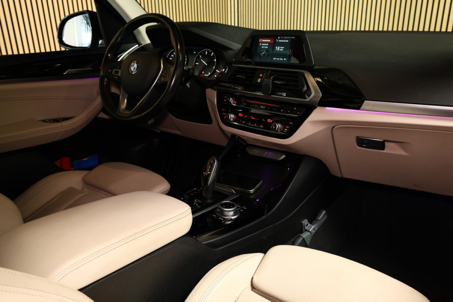 BMW X3 xDrive20d AUT Executive PANO LEDER NAV FULL-LED PDC "18