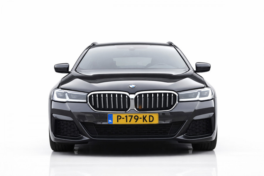 BMW 5 Serie Touring 520i M-Sport | LASERLIGHT | NAP | DEALER ONDERHOUDEN | APPLE CARPLAY | ANDRIOD AUTO | SFEERVERLICHTING