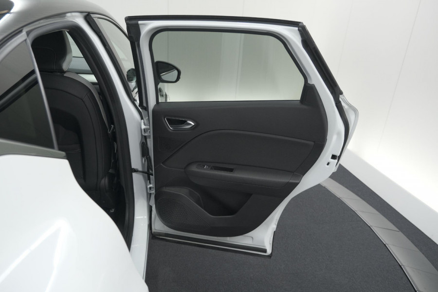 Renault Captur TCe 130 Intens | Trekhaak | Camera | Parkeersensoren | Trekhaak