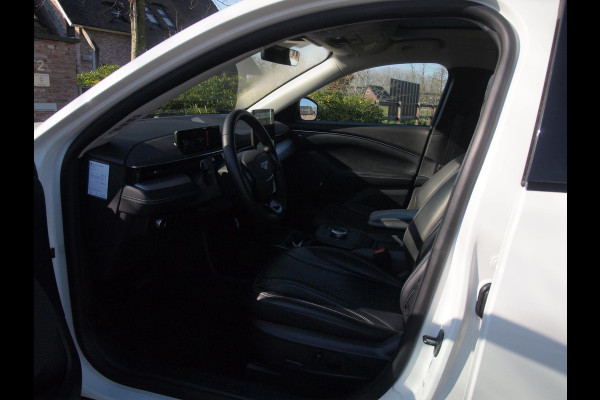 Ford Mustang Mach-E Extended RWD 98 kWh | SOH 93% | Panoramadak | 360 Camera | Bang & Olufsen | Apple Carplay |