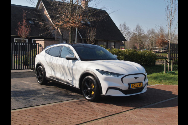 Ford Mustang Mach-E Extended RWD 98 kWh | SOH 93% | Panoramadak | 360 Camera | Bang & Olufsen | Apple Carplay |