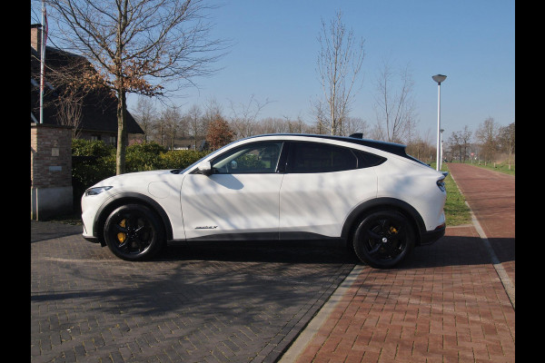 Ford Mustang Mach-E Extended RWD 98 kWh | SOH 93% | Panoramadak | 360 Camera | Bang & Olufsen | Apple Carplay |