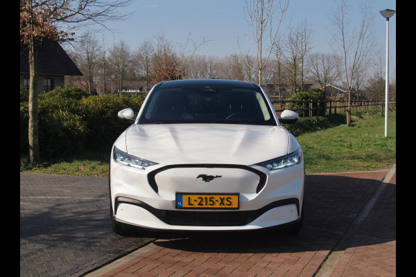Ford Mustang Mach-E Extended RWD 98 kWh | SOH 93% | Panoramadak | 360 Camera | Bang & Olufsen | Apple Carplay |
