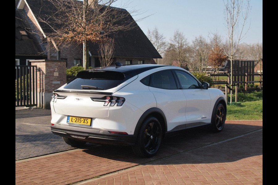 Ford Mustang Mach-E Extended RWD 98 kWh | SOH 93% | Panoramadak | 360 Camera | Bang & Olufsen | Apple Carplay |
