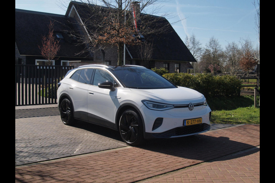 Volkswagen ID.4 Max 77 kWh | Panoramadak | Camera | Sfeerverlichting | Trekhaak | Apple Carplay |
