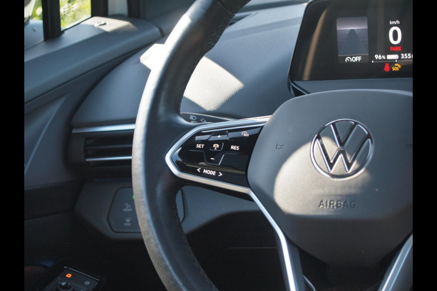 Volkswagen ID.4 Max 77 kWh | Panoramadak | Camera | Sfeerverlichting | Trekhaak | Apple Carplay |