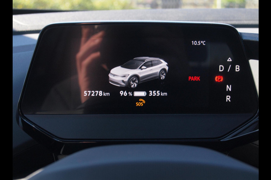 Volkswagen ID.4 Max 77 kWh | Panoramadak | Camera | Sfeerverlichting | Trekhaak | Apple Carplay |