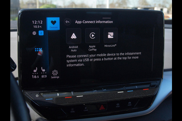 Volkswagen ID.4 Max 77 kWh | Panoramadak | Camera | Sfeerverlichting | Trekhaak | Apple Carplay |