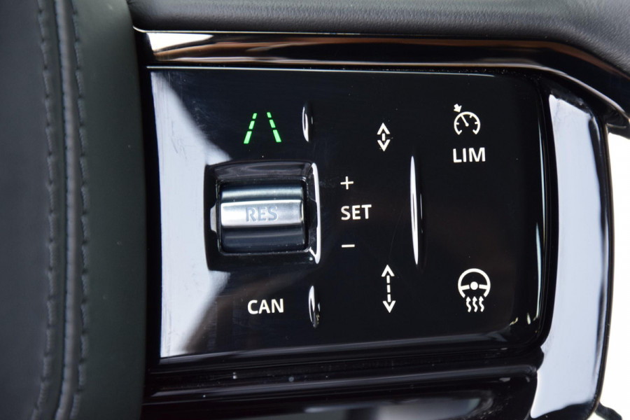 Land Rover Range Rover Velar P400e AWD Dynamic SE PHEV