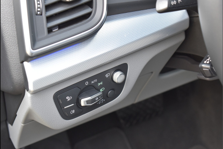 Audi Q5 Sportback 55 TFSI e S-Line 367 Pk Pano Lucht 360 Camera Oled Massage Vol Leder Matrix Led Trekhaak SQ5