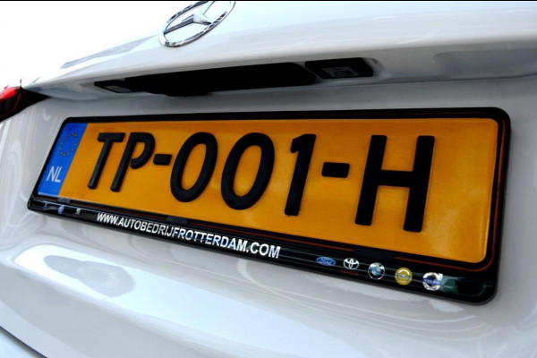 Mercedes-Benz A-Klasse 200 AMG PDC+CAM/LEER/NAVI/AMG18/PANO