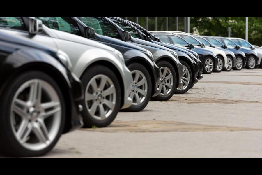 Mercedes-Benz A-Klasse 200 AMG PDC+CAM/LEER/NAVI/AMG18/PANO