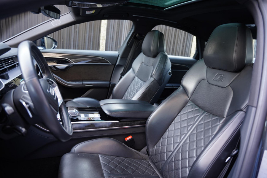 Audi S8 4.0 TFSI Quattro B&O / Active Chassis / NL-Auto