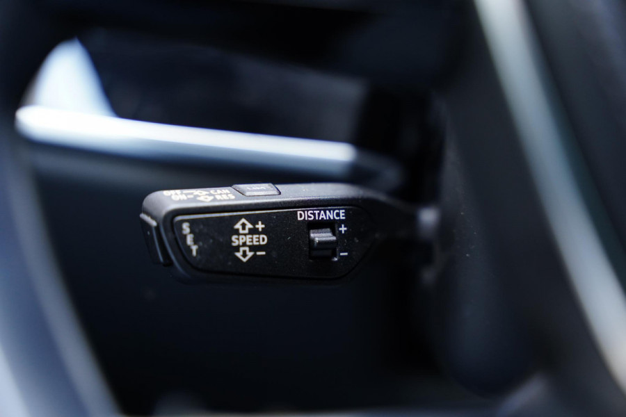 Audi S8 4.0 TFSI Quattro B&O / Active Chassis / NL-Auto