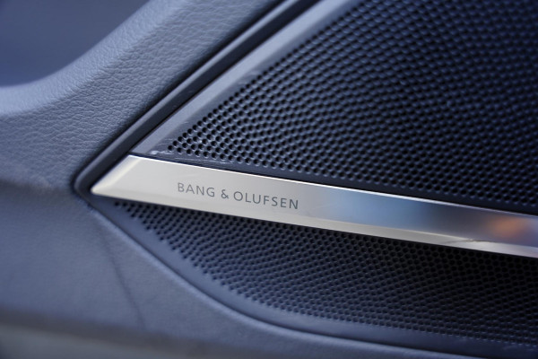 Audi S8 4.0 TFSI Quattro B&O / Active Chassis / NL-Auto