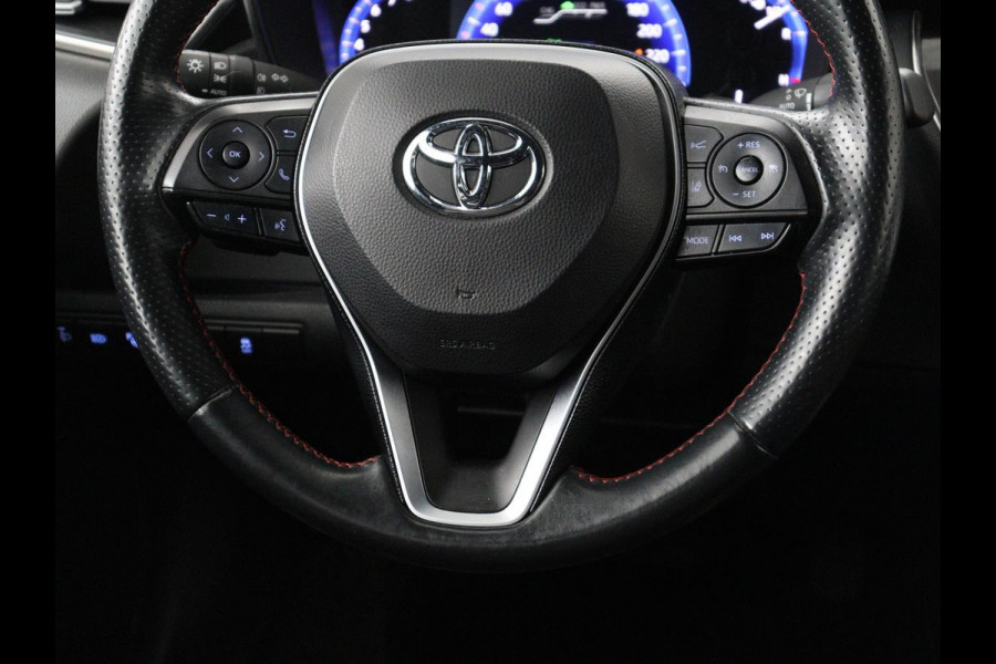 Toyota Corolla 2.0 Hybrid GR-Sport | Leder/Alcantara | Stoelverwarming | Trekhaak | Sportstoelen | Camera | Carplay | Park Assist | Keyless | Climate control | Full LED | Bluetooth | Getint glas