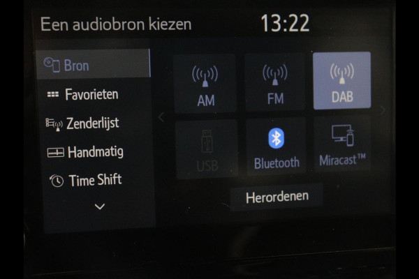 Toyota Corolla 2.0 Hybrid GR-Sport | Leder/Alcantara | Stoelverwarming | Trekhaak | Sportstoelen | Camera | Carplay | Park Assist | Keyless | Climate control | Full LED | Bluetooth | Getint glas