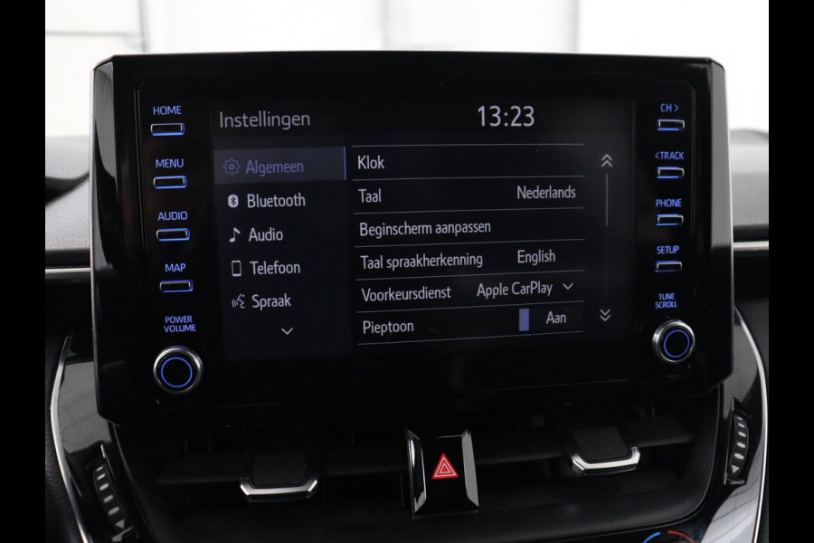 Toyota Corolla 2.0 Hybrid GR-Sport | Leder/Alcantara | Stoelverwarming | Trekhaak | Sportstoelen | Camera | Carplay | Park Assist | Keyless | Climate control | Full LED | Bluetooth | Getint glas