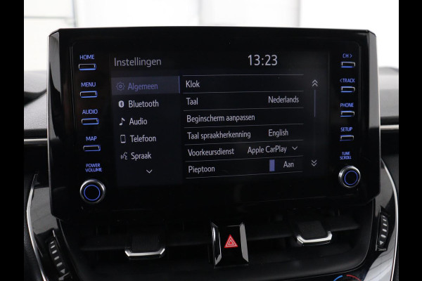 Toyota Corolla 2.0 Hybrid GR-Sport | Leder/Alcantara | Stoelverwarming | Trekhaak | Sportstoelen | Camera | Carplay | Park Assist | Keyless | Climate control | Full LED | Bluetooth | Getint glas