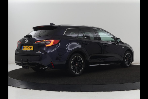 Toyota Corolla 2.0 Hybrid GR-Sport | Leder/Alcantara | Stoelverwarming | Trekhaak | Sportstoelen | Camera | Carplay | Park Assist | Keyless | Climate control | Full LED | Bluetooth | Getint glas