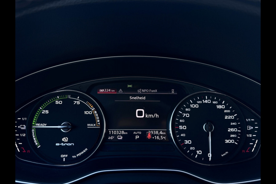 Audi Q5 50 TFSI e S-line | Trekhaak | Carplay | Camera | DAB+ | Dealer onderhouden | 1e eigenaar | ACC | Standkachel | LED-pakket