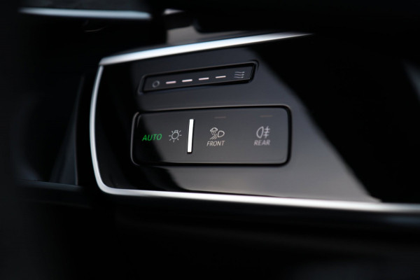 Audi A8 60 TFSI e QUATTRO LANG / PANO / SOFTCLOSE / B&O / 360 / LUCHTVERING