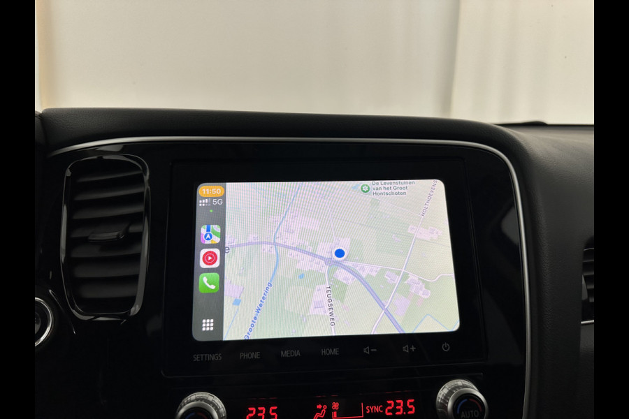 Mitsubishi Outlander 2.4 PHEV Intense AWD (Plug-in) (INCL-BTW) *LEATHER-ALCANTARA | FULL-LED | KEYLESS | BLINDSPOT | CAMERA | HEATED-COMFORTSEATS | ECC | SHIFTPADDLES | PDC | CRUISE | PRIVACYGLASS | DAB | TOWBAR | CARPLAY | 18''ALU*