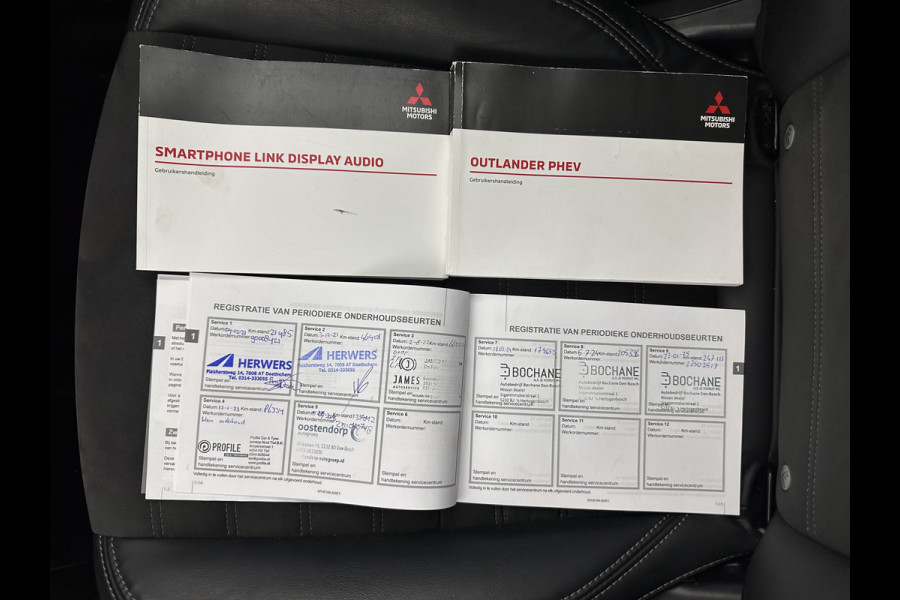 Mitsubishi Outlander 2.4 PHEV Intense AWD (Plug-in) (INCL-BTW) *LEATHER-ALCANTARA | FULL-LED | KEYLESS | BLINDSPOT | CAMERA | HEATED-COMFORTSEATS | ECC | SHIFTPADDLES | PDC | CRUISE | PRIVACYGLASS | DAB | TOWBAR | CARPLAY | 18''ALU*