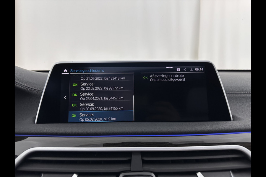 BMW 7 Serie 745Le (Plug-in) (INCL-BTW) *PANO | LEATHER | FULL-LED | HEAD-UP | BLINDSPOT | MEMORY-PACK | DIGI-COCKPIT | KEYLESS | DAB+ | CAMERA | HEATED-COMFORTSEATS | AMBIENTLIGHT | CARPLAY | SHIFTPADDLES | 18''ALU*
