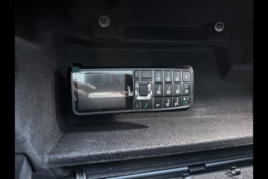 BMW 7 Serie 745Le (Plug-in) (INCL-BTW) *PANO | LEATHER | FULL-LED | HEAD-UP | BLINDSPOT | MEMORY-PACK | DIGI-COCKPIT | KEYLESS | DAB+ | CAMERA | HEATED-COMFORTSEATS | AMBIENTLIGHT | CARPLAY | SHIFTPADDLES | 18''ALU*