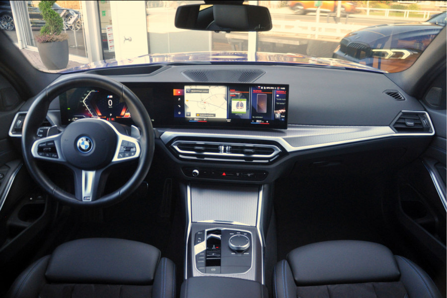 BMW 3 Serie Touring 330e M-Sport | HUD | Trekhaak | Garantie t/m 15-01-2029!