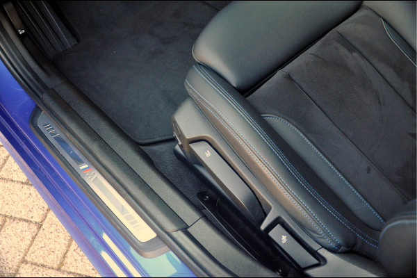 BMW 3 Serie Touring 330e M-Sport | HUD | Trekhaak | Garantie t/m 15-01-2029!