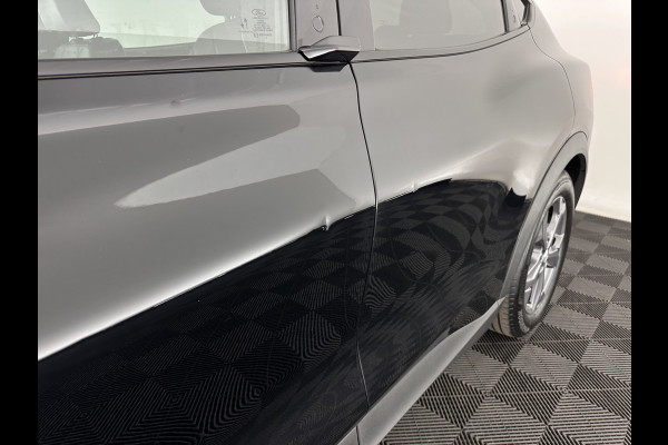 Ford Mustang Mach-E RWD 75 kWh [ 3-Fase ] {SOH-84%} (INCL.BTW) *LEATHER | FULL-LED | DAB | DIGI-COCKPIT | KEYLESS | NAVI-FULLMAP | CARPLAY | HEATED-COMFORTSEATS | TOPVIEW | ADAPTIVE-CRUISE | PRIVACY-GLASS | 18'' ALU*