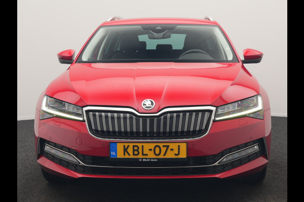 Škoda Superb Combi 1.4 TSI iV Business Edition PHEV 218pk Dealer O.H. | Trekhaak Af Fabriek | Adaptive Cruise | 360 Camera | Canton Audio | Lederen Sportstoelen Massage & Ventilatie & Memory | Sfeerverlichting | Stoelen & Stuur Verwarmd | Keyless | Plug In Hybrid