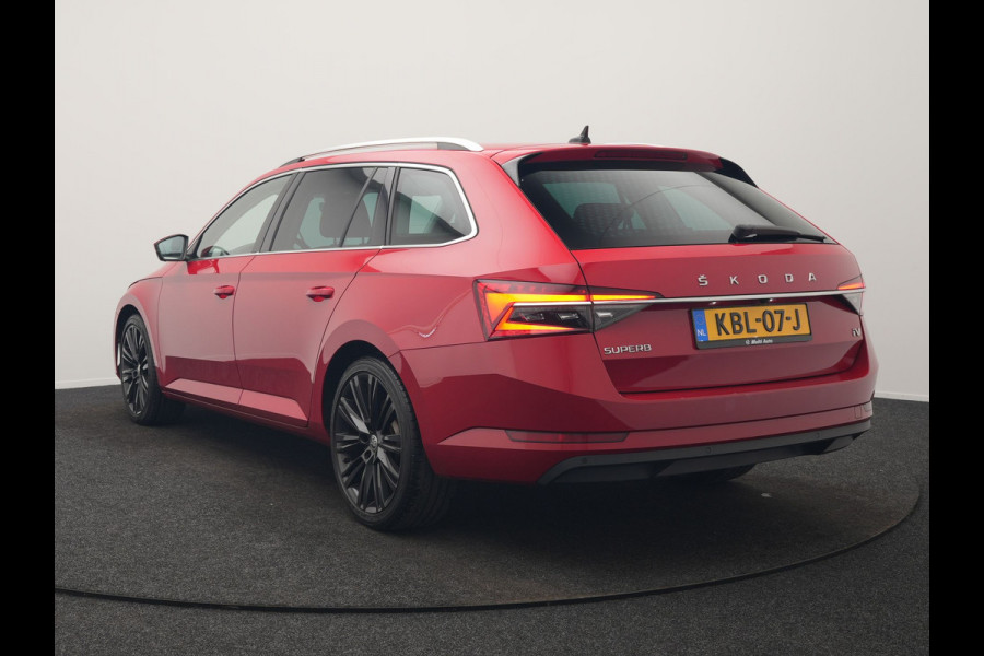 Škoda Superb Combi 1.4 TSI iV Business Edition PHEV 218pk Dealer O.H. | Trekhaak Af Fabriek | Adaptive Cruise | 360 Camera | Canton Audio | Lederen Sportstoelen Massage & Ventilatie & Memory | Sfeerverlichting | Stoelen & Stuur Verwarmd | Keyless | Plug In Hybrid