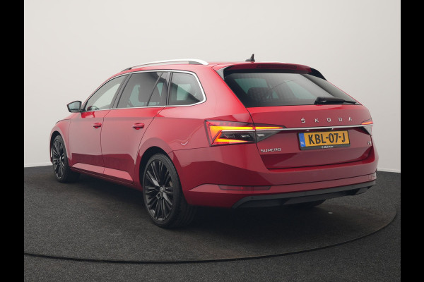 Škoda Superb Combi 1.4 TSI iV Business Edition PHEV 218pk Dealer O.H. | Trekhaak Af Fabriek | Adaptive Cruise | 360 Camera | Canton Audio | Lederen Sportstoelen Massage & Ventilatie & Memory | Sfeerverlichting | Stoelen & Stuur Verwarmd | Keyless | Plug In Hybrid
