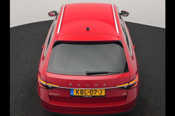 Škoda Superb Combi 1.4 TSI iV Business Edition PHEV 218pk Dealer O.H. | Trekhaak Af Fabriek | Adaptive Cruise | 360 Camera | Canton Audio | Lederen Sportstoelen Massage & Ventilatie & Memory | Sfeerverlichting | Stoelen & Stuur Verwarmd | Keyless | Plug In Hybrid
