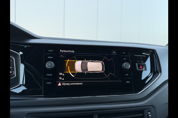 Volkswagen Polo 1.0 TSI R-Line Business