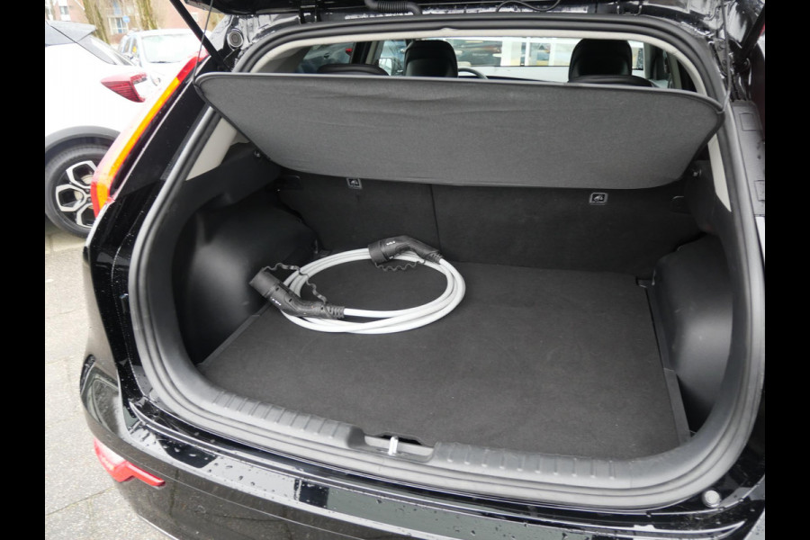 Kia Niro EV Light Advanced 64.8 kWh | Navi | Camera | Carplay | Stoel&stuur verwarming | 3Fase