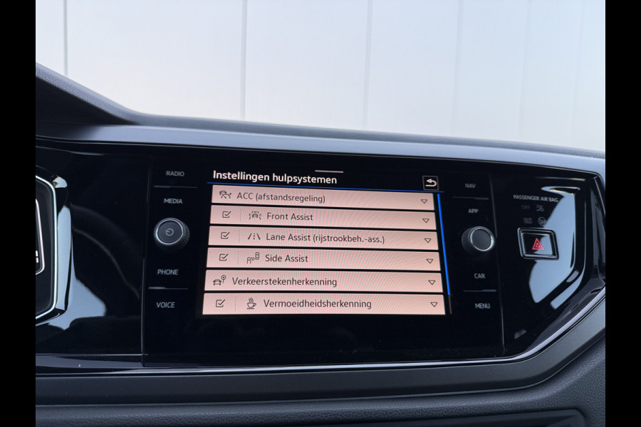 Volkswagen Polo 1.0 TSI R-Line Business