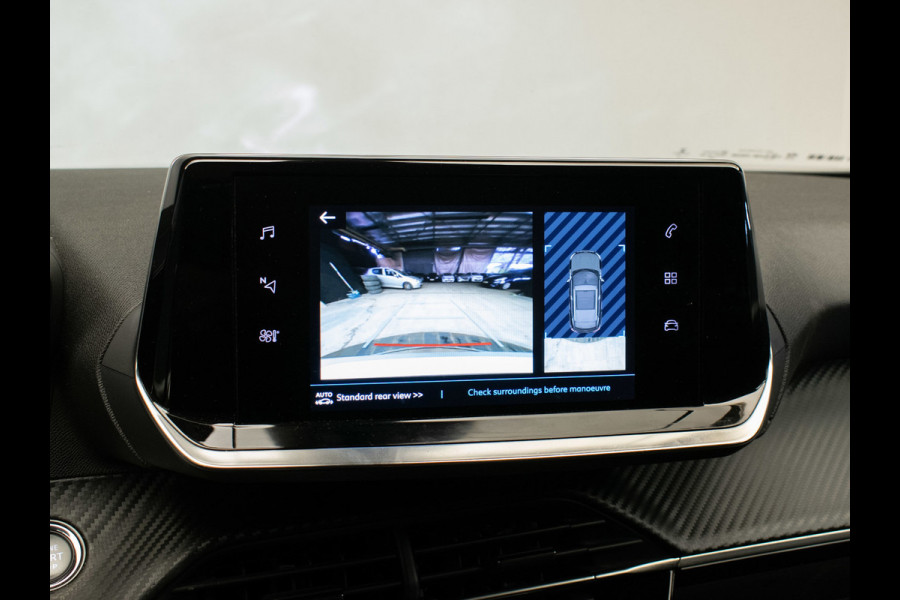 Peugeot e-2008 EV Allure 50 kWh SOH 92% (APPLE CARPLAY,PDC,SPORTSTOELEN,STOELVERWARMING,CAMERA,PDC,LM VELGEN,BLUETOOTH,NETTESTAAT)