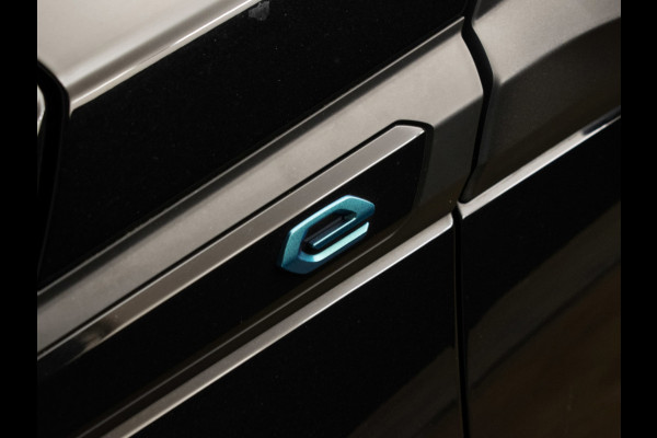 Peugeot e-2008 EV Allure 50 kWh SOH 92% (APPLE CARPLAY,PDC,SPORTSTOELEN,STOELVERWARMING,CAMERA,PDC,LM VELGEN,BLUETOOTH,NETTESTAAT)