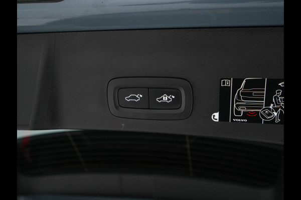 Volvo XC40 Recharge P8 AWD R-Design [ 3-Fase-11kW ] {SOH-90%} (INCL-BTW) Aut. *PANO | LEATHER-ALCANTARA | ADAPTIVE-CRUISE | DIGI-COCKPIT | FULL-LED | HARMAN/KARDON | TOPVIEW | NAVI-FULLMAP | ECC | PDC | KEYLESS | HEATED-SPORTSEATS | TOWBAR | 20''ALU*