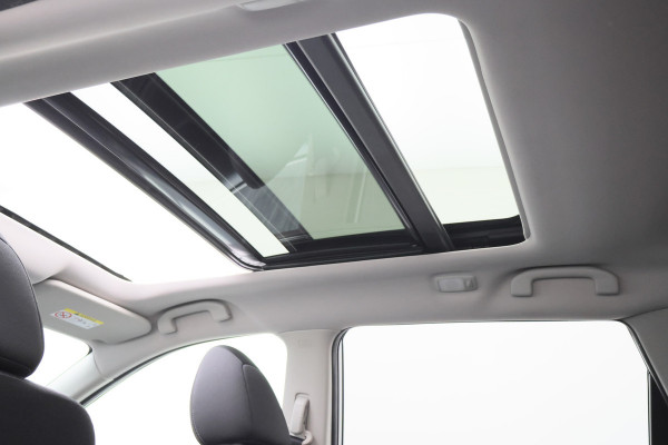 Nissan X-Trail 1.6 DIG-T N-Connecta 7p. Panoramadak, 360° Camera, Keyless, Navigatie, PDC