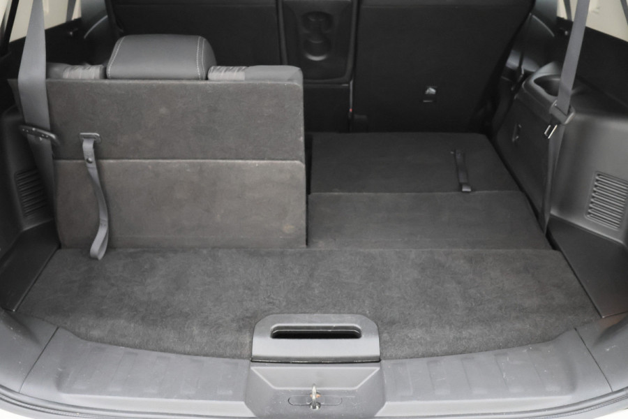 Nissan X-Trail 1.6 DIG-T N-Connecta 7p. Panoramadak, 360° Camera, Keyless, Navigatie, PDC