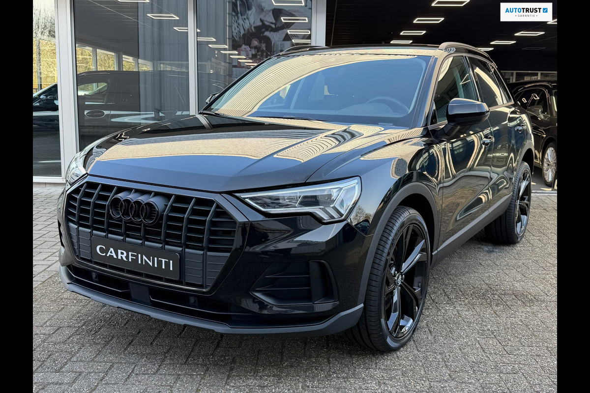 Audi Q3 45 TFSI e Edition, Navi Carplay / Climate / Cruise / Elektrische Achterklep / 20" Lichtmetaal.